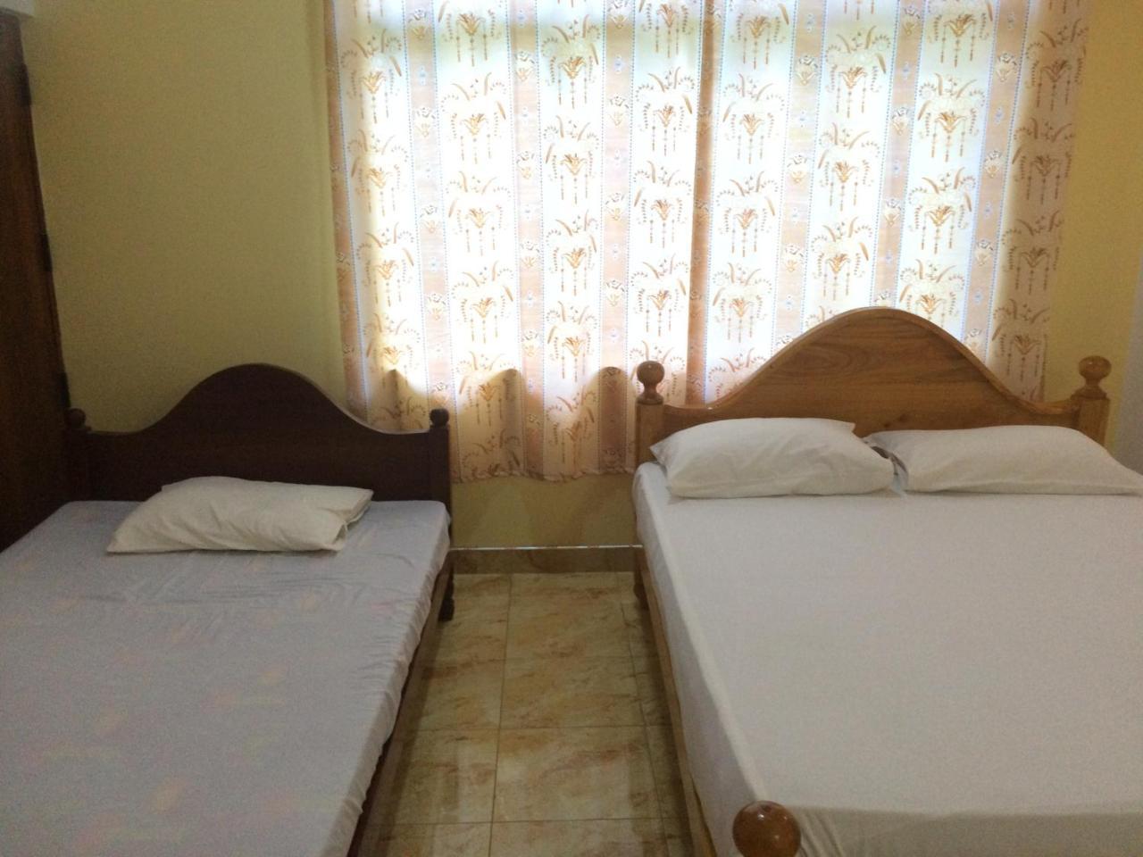 Hotel View Point Tissamaharama Buitenkant foto